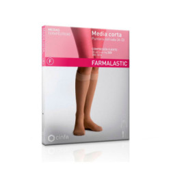 Farmalastic Media Corta Compresión Fuerte Punt Exgrande